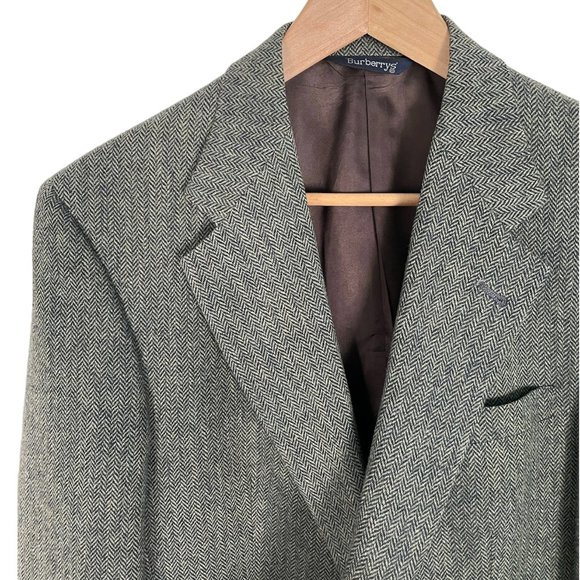 thumbnail image 2 of Men's Vintage Herringbone Tweed Blazer - Two Button Sport Coat With Elbow Patches 2 of 14